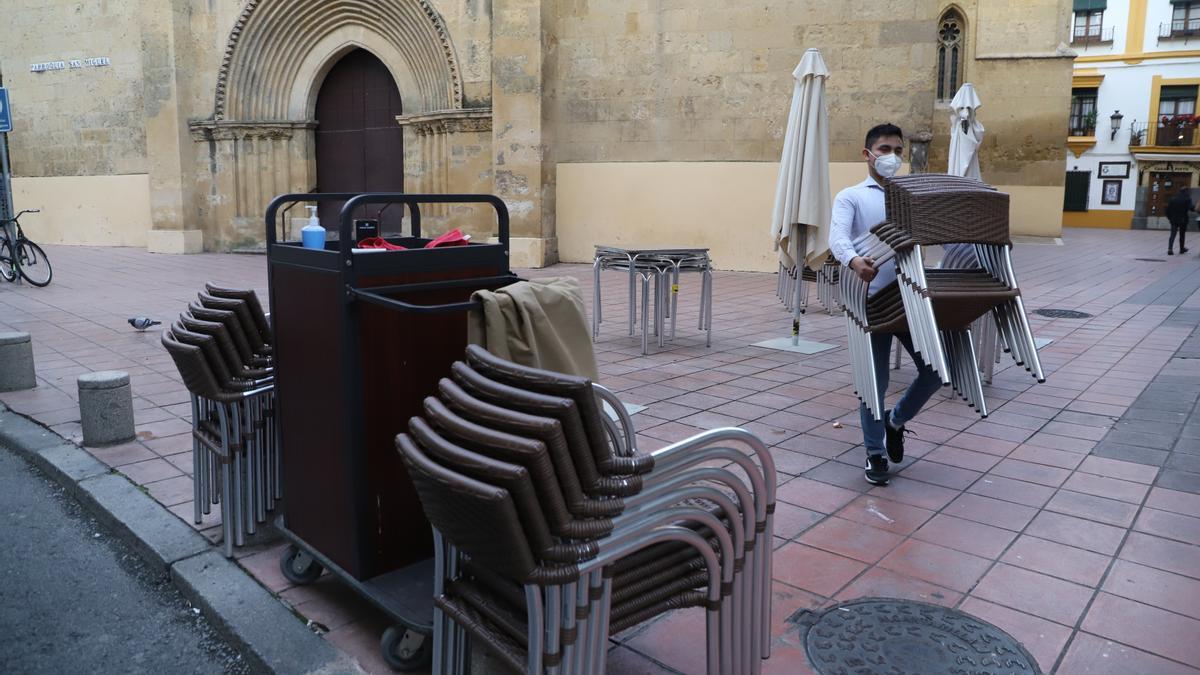 Restricciones por el covid en un bar en Córdoba durante la pandemia.