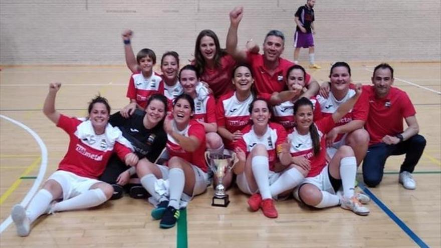 El equipo femenino de la AFS Torres gana el título de Copa