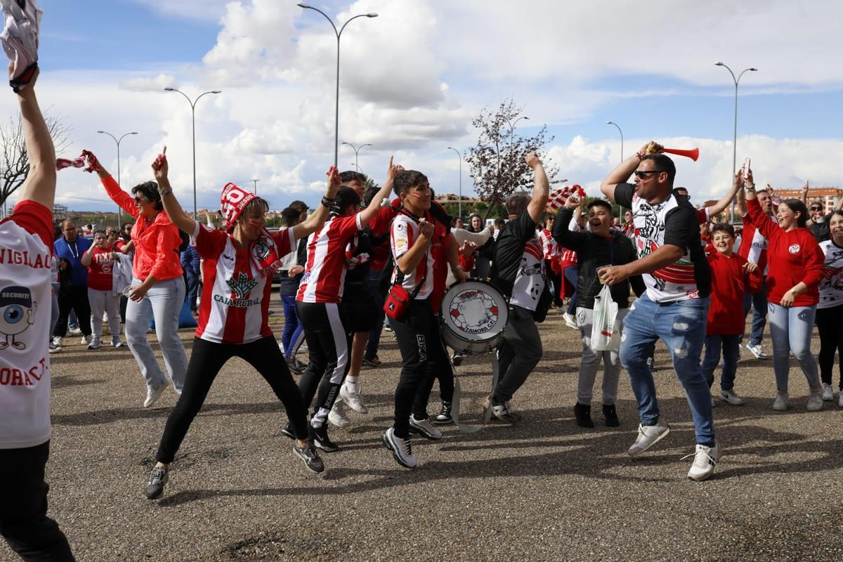 GALERÍA | Así recibió la Fan Zone al Zamora CF antes del partido