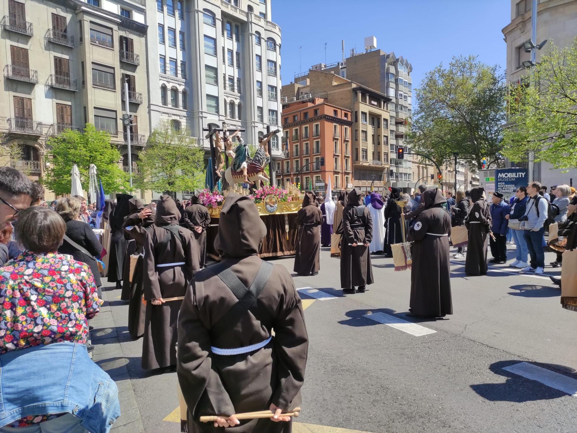 En imágenes | Procesiones del Jueves Santo en Zaragoza