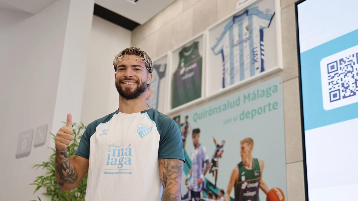 Dani Sánchez ha sido uno de los primeros jugadores en superar el reconocimiento médico.