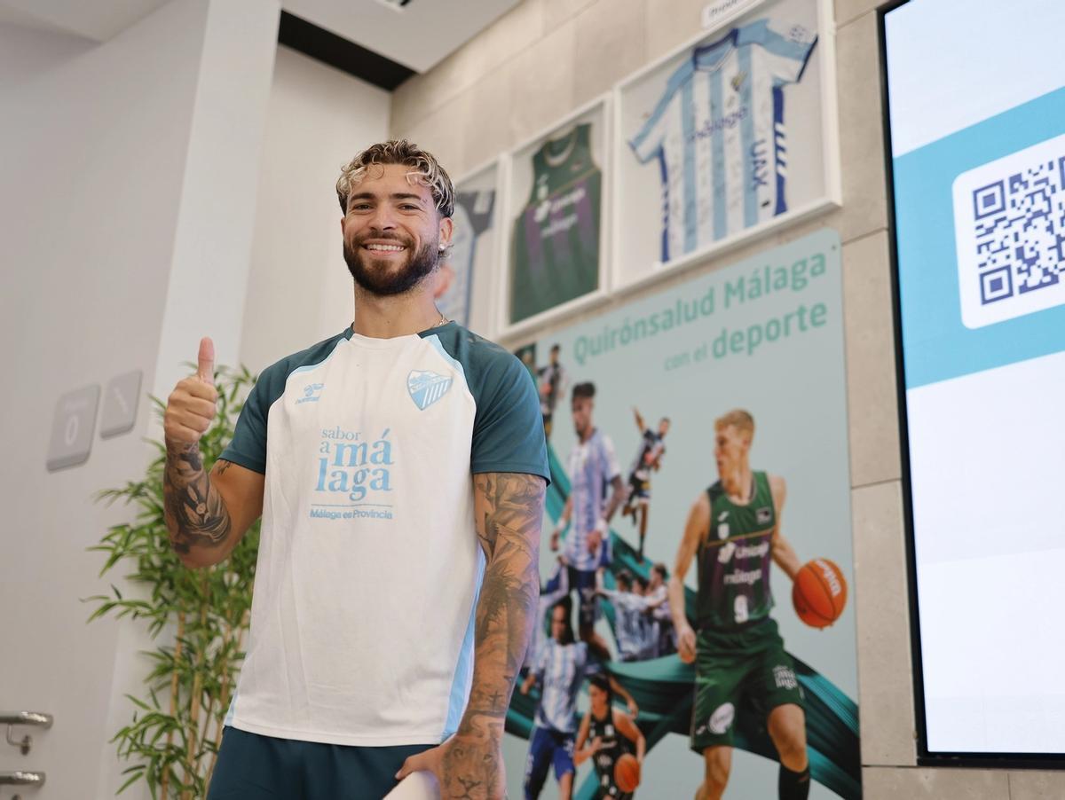 Dani Sánchez ha sido uno de los primeros jugadores en superar el reconocimiento médico.
