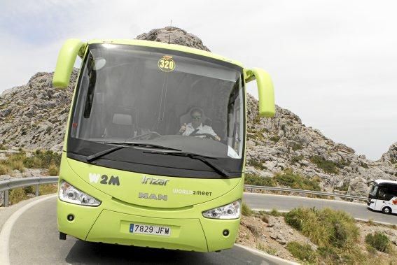 Im Torrent de Pareis, einer der größten Touristenattraktionen der Insel, stapeln sich die Besucher. Seit Wochen schafft keiner den Müll weg, auf der berühmten Serpentinenstraße staut sich der Verkehr, am Ufer haben Taschendiebe leichtes Spiel. Es ist ein Albtraum, sagen die Anwohner.