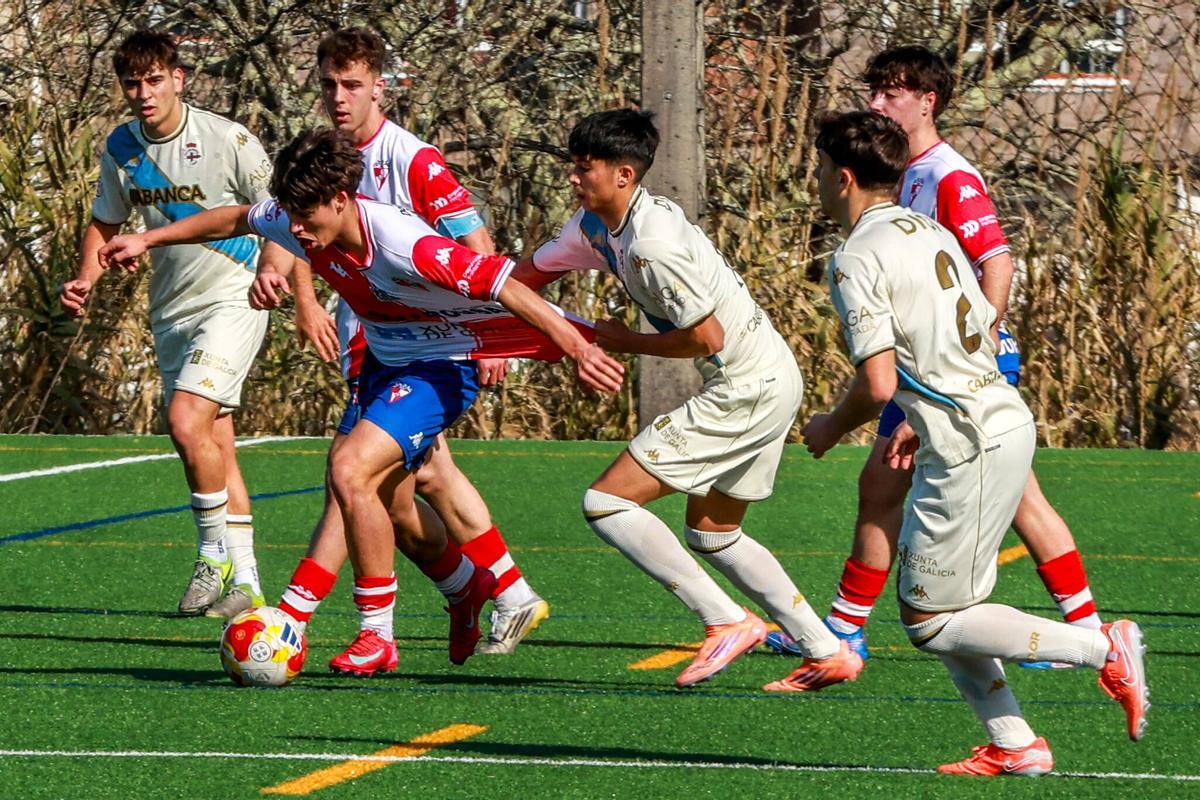 Los vilagarcianos necesitan seguir sumando para asegurar la permanencia.