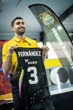 Presentación de Jaime Fernández, nuevo jugador del Lenovo Tenerife