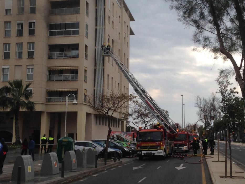 Incendio en una vivienda en la calle Pacífico