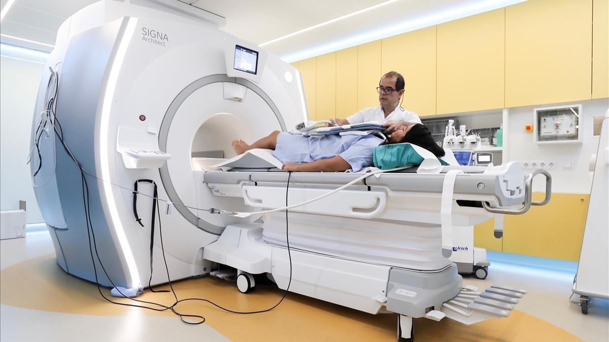 fcasals45312566 barcelona 03 10 2018 l hospital cl nic presenta una nova r181003130310 fcasals45312566 barcelona 03 10 2018 l hospital cl nic presenta una nova r181003130310