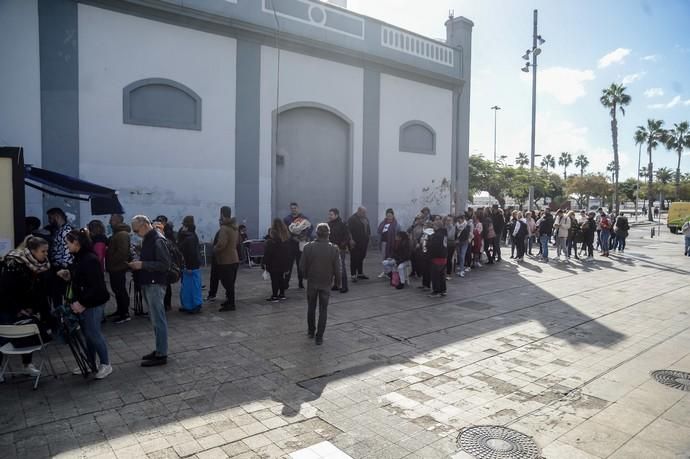 19-02-19. LAS PALMAS DE GRAN CANARIA. COLAS ENTRADAS CARNAVAL.  FOTO: JOSÉ CARLOS GUERRA.