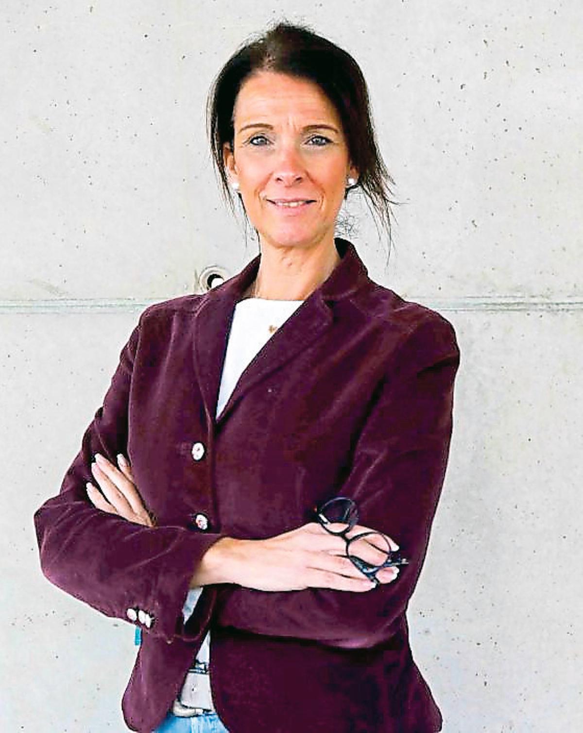 Mariela Checa, decana del Colegio de Psicólogos de Andalucía Oriental (COPAO)