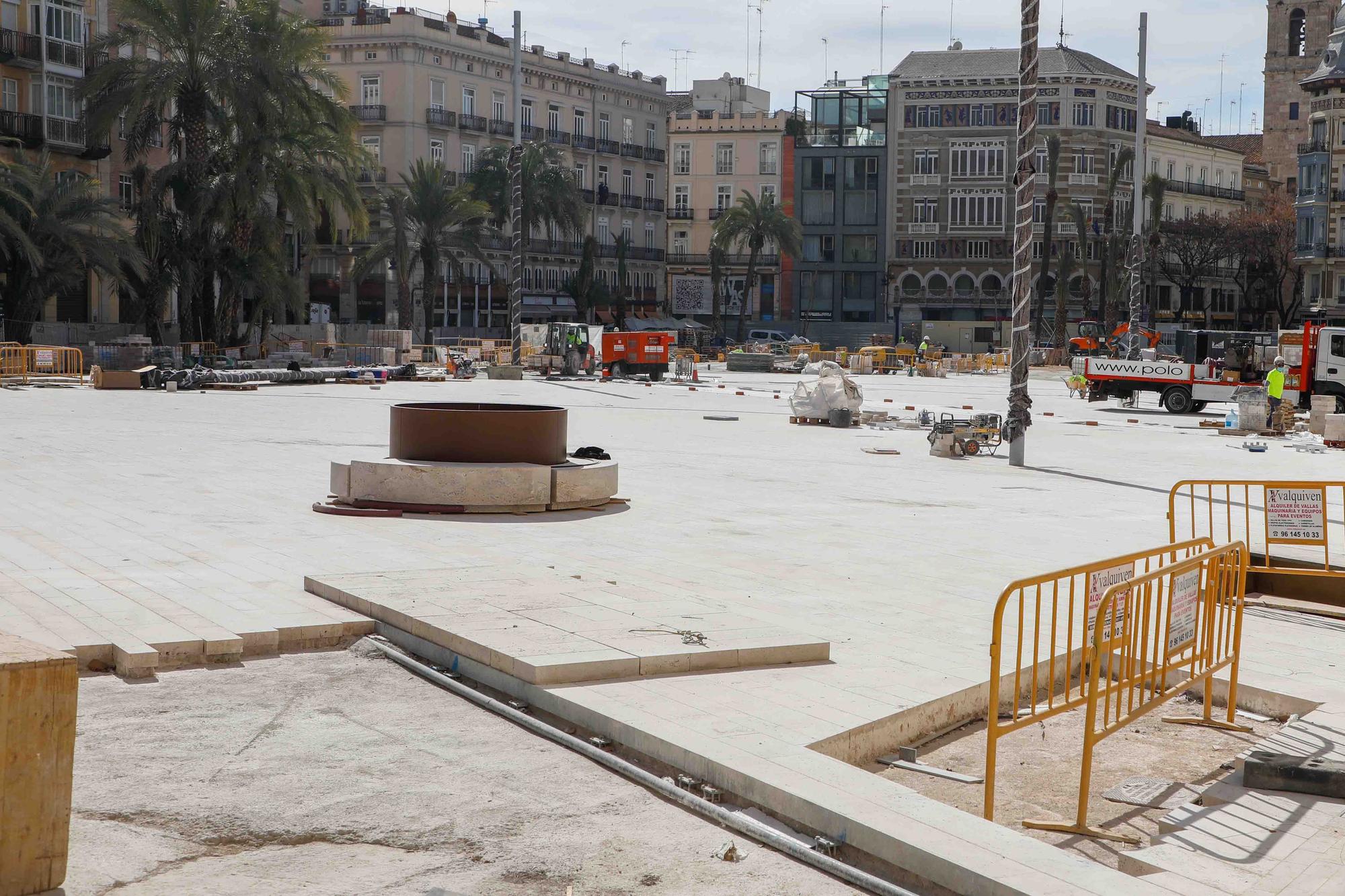 Asi están las obras de la plaza de la Reina