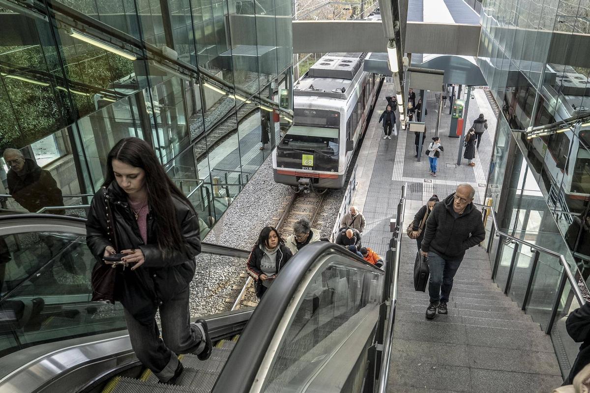 Estación de Ferrocarrils de la Generalitat FGC de Molí Nou, en Sant Boi de Llobregat