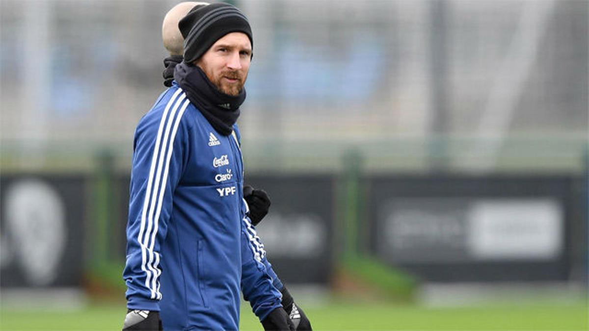 Messi realizó el primer entrenamiento con Argentina