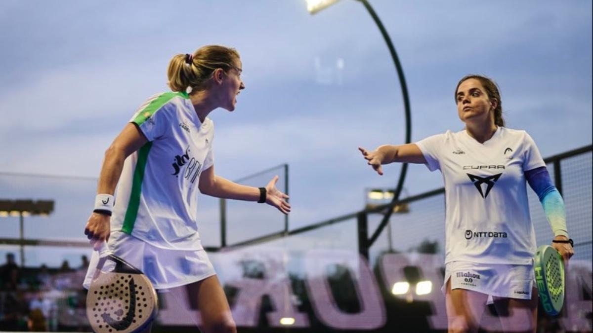 Ari Sánchez y Paula Josemaría.