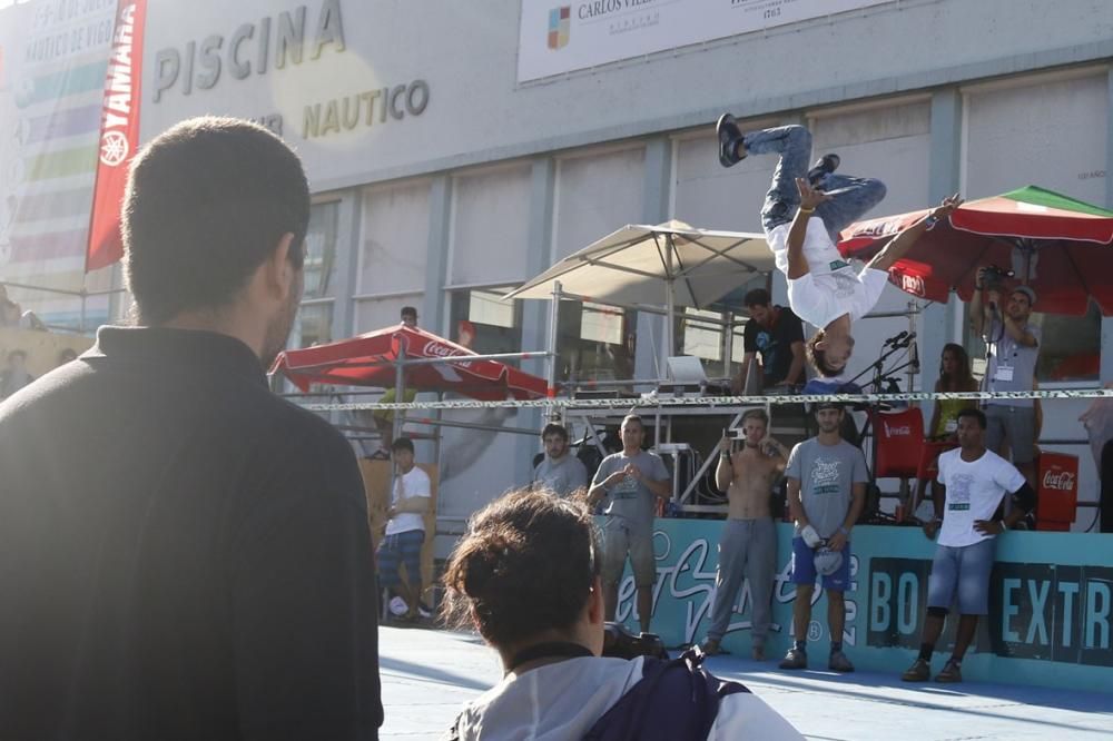 Piruetas espectaculares en el Vigo Street Stunts