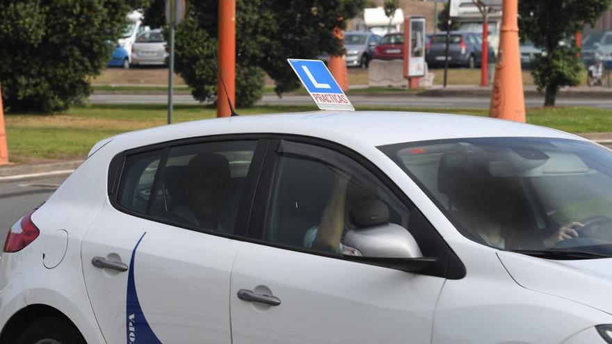 Las autoescuelas &#039;tomarán&#039; el Centro de Córdoba el 16 de abril para exigir más examinadores