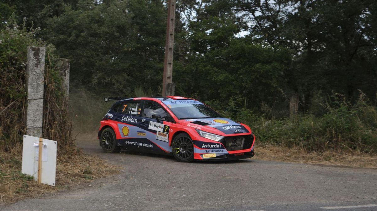 El Hyundai de José Álvarez Celis y Diego Sustacha . | Roi Cruz