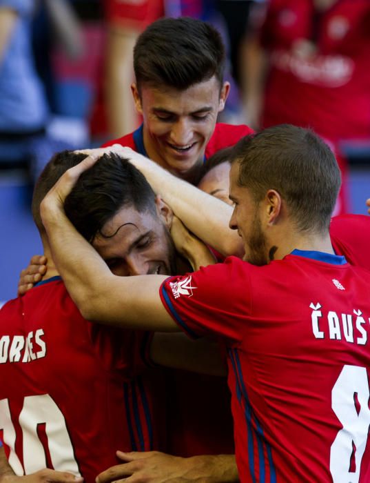 El partido entre el Osasuna y el Sporting, en imágenes