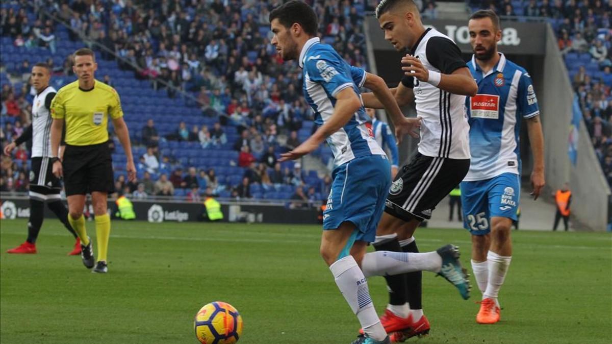 Aarón, objetivo de los dos colosos de Manchester