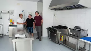La oferta de Jarilla con vivienda gratis ya tiene respuesta: el bar y el centro de día cuentan con nuevo gestor