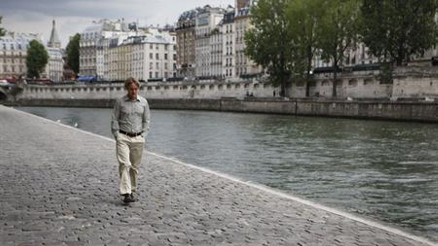 Medianoche en París