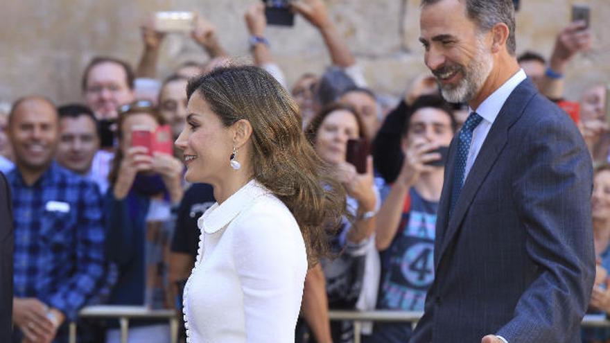 Los reyes Felipe y Letizia, el jueves en Salamanca.