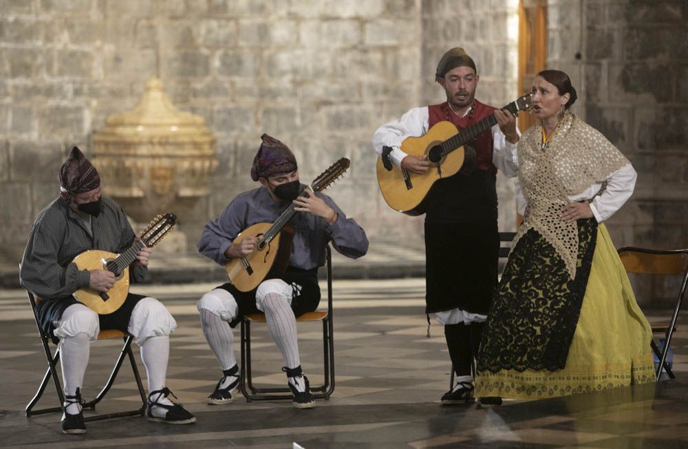 Fiesta del Pilar en Sagunt.