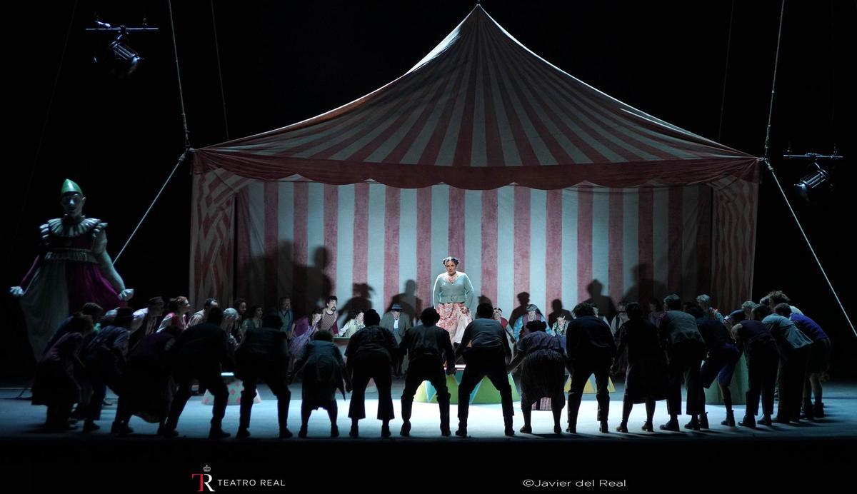 'La novia vendida' estará en el Teatro Real a partir del 14 de abril.