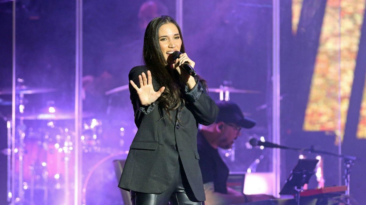 India Martínez durante un concierto en el auditorio Mar de Vigo.
