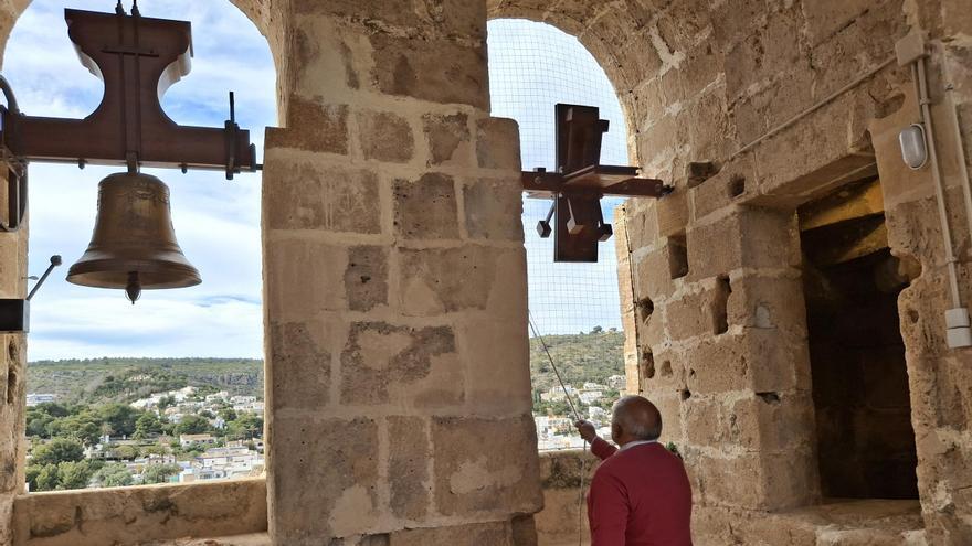 El cielo retiembla en Xàbia: así suena la matraca