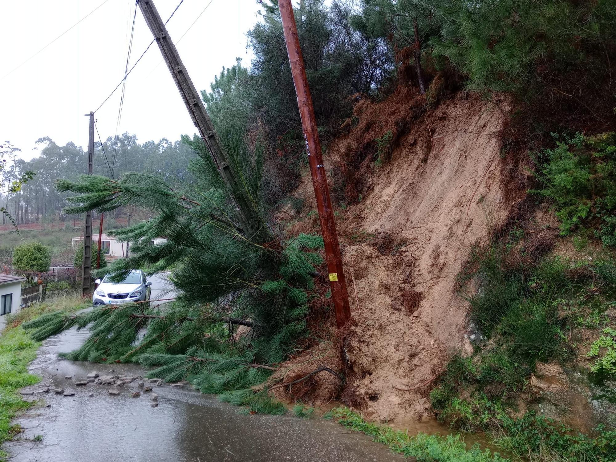 Así estrena el año Gondomar: inundaciones, caída de muros y calles cortadas