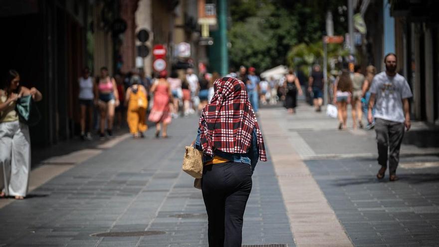 Agosto deja 44,4 grados, lluvia y un dato inédito en Canarias: todas las estaciones tuvieron noches tropicales