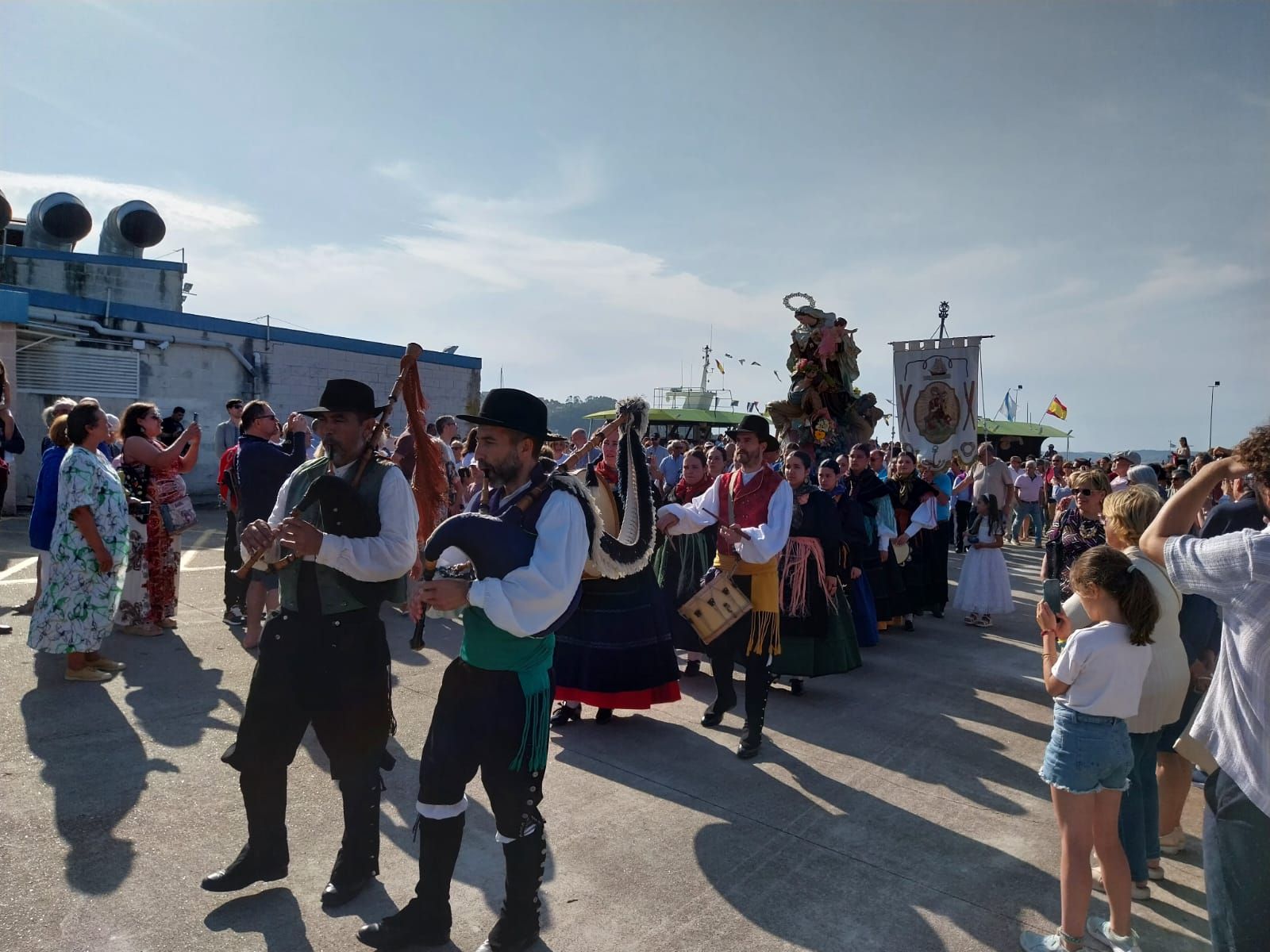 Las celebraciones en honor a la Virgen del Carmen en O Morrazo. La procesión en Bueu