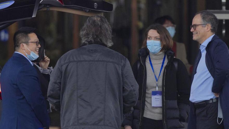 Miembros del experto de la OMS que investiga el origen del coronavirus en Wuhan.