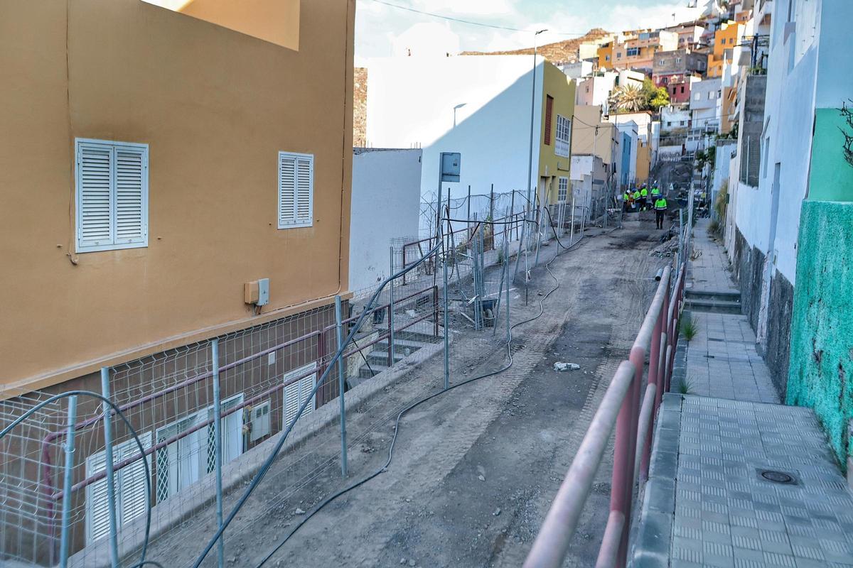 Obras de saneamiento en Barrio Nuevo.
