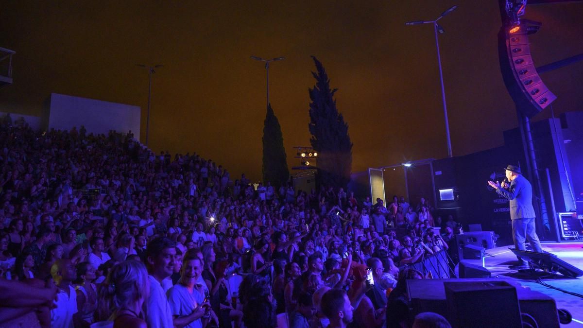 Un momento del concierto que dio Rubén Blades en el Festival La Mar de Músicas.