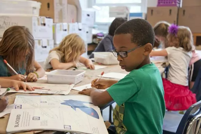 Mucho gasto y pocas becas: las familias afrontan la vuelta al cole más cara de la historia