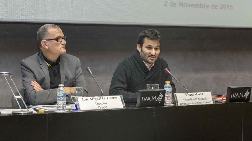 José Miguel García Cortés y Vicent Marzà presentaron el acto.