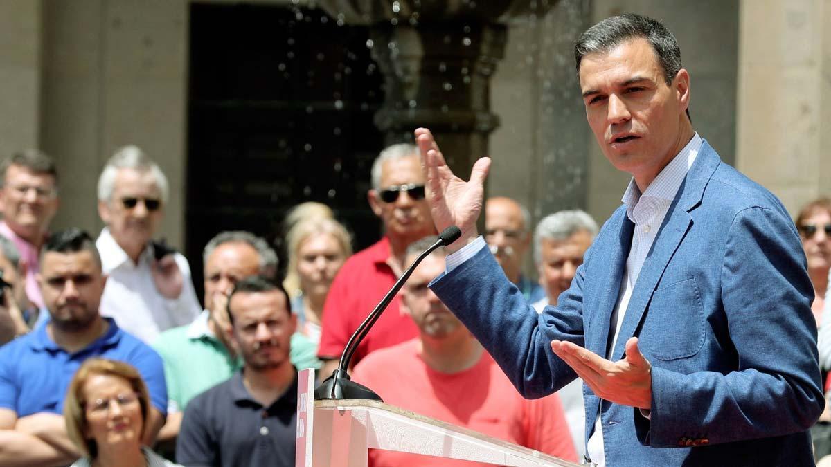 Pedro Sánchez, este jueves, en un acto electoral en Las Palmas. 