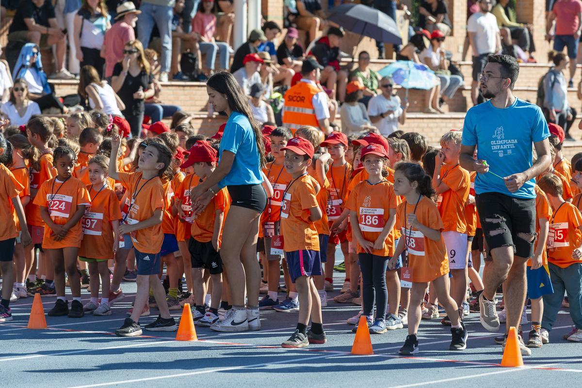 16ª OLIMPIADA INFANTIL, organizada conjuntamente entre el Valencia Club de Atletismo y Nuevo Centro