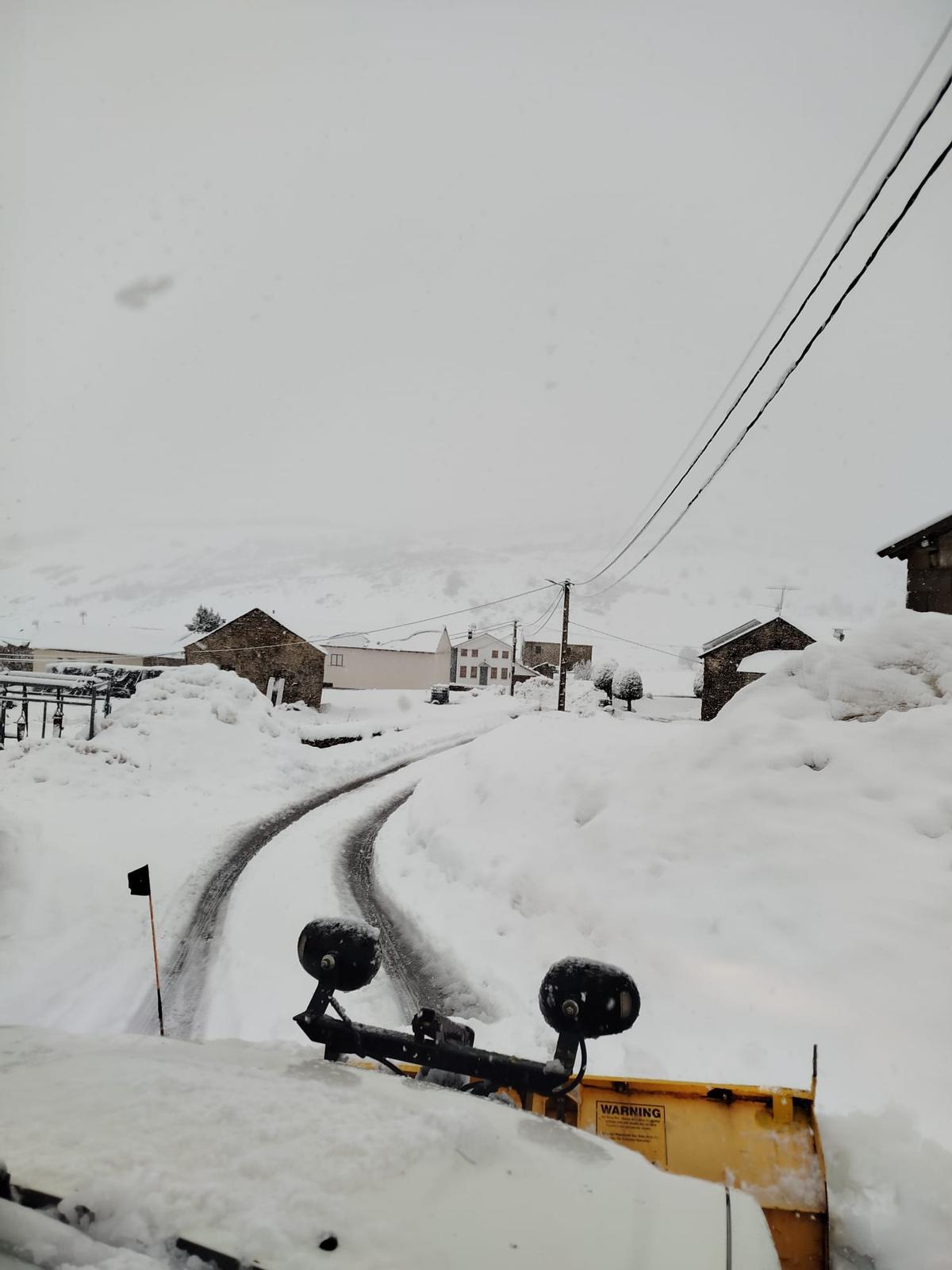 Nevada, ayer, en el Puerto de Somiedo.