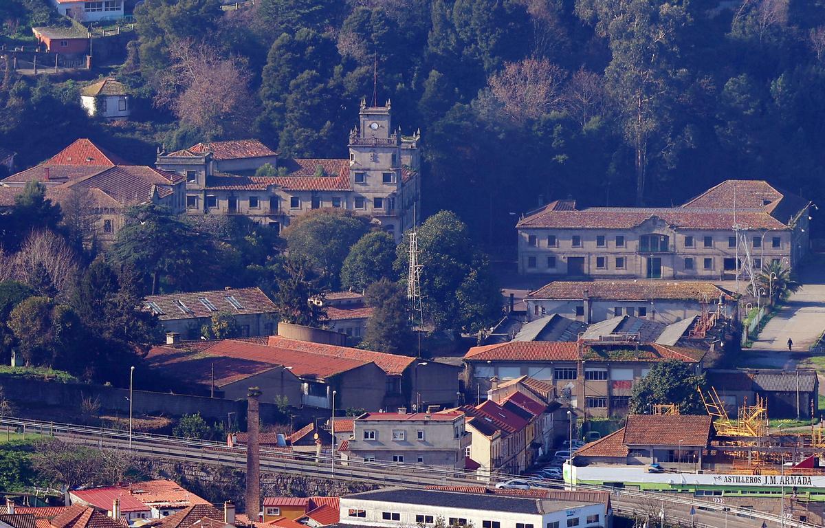 Vista aérea de los edificios principales del Campus do Mar en la ETEA.