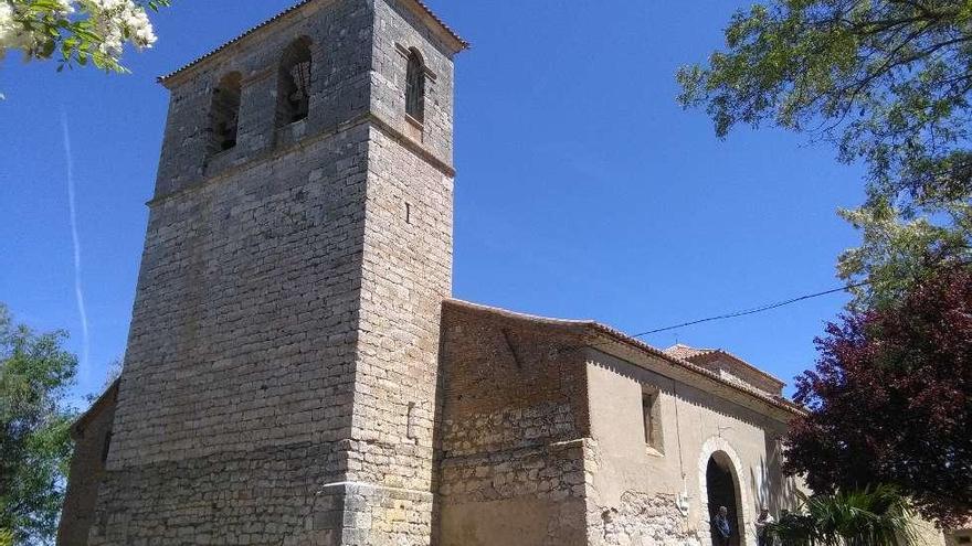 Iglesia de San Juan Bautista, cuya cubierta va a ser renovada.