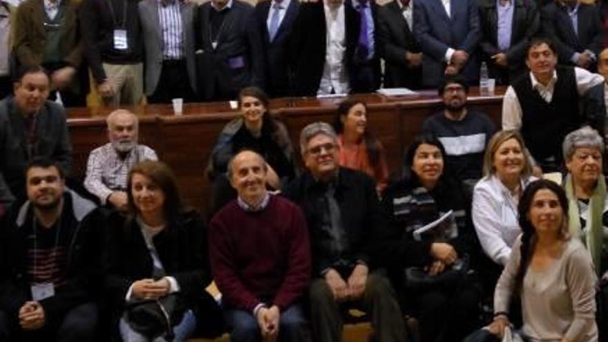 Ponentes y asistentes ayer en el acto final del Congreso.