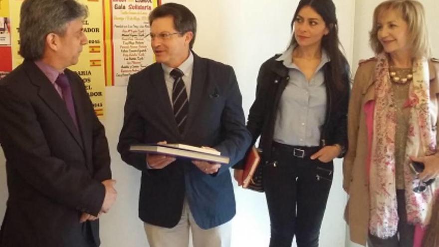 El cónsul de Ecuador en Murcia agradece la solidaridad de los murcianos con su país