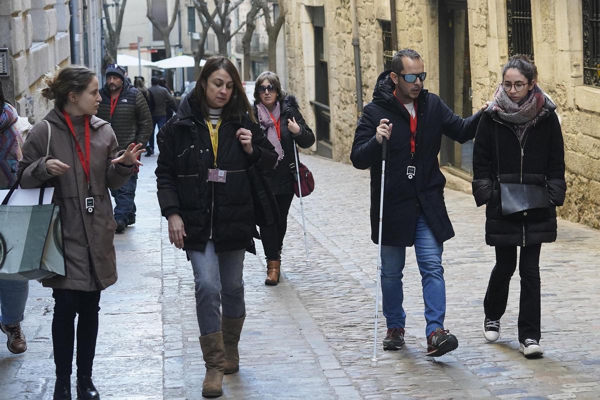 Visita guiada per a invidents a Girona