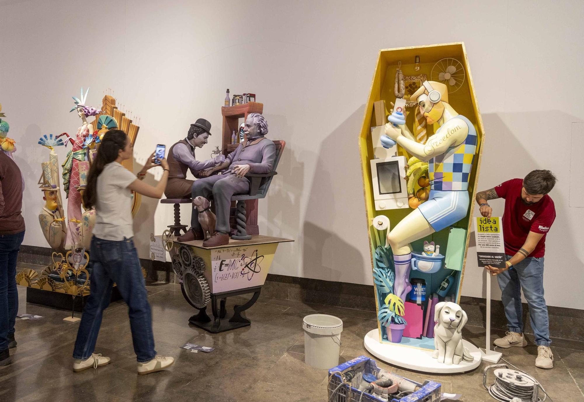 La exposición del Ninot, un homenaje a Pedro Luis Sirvent