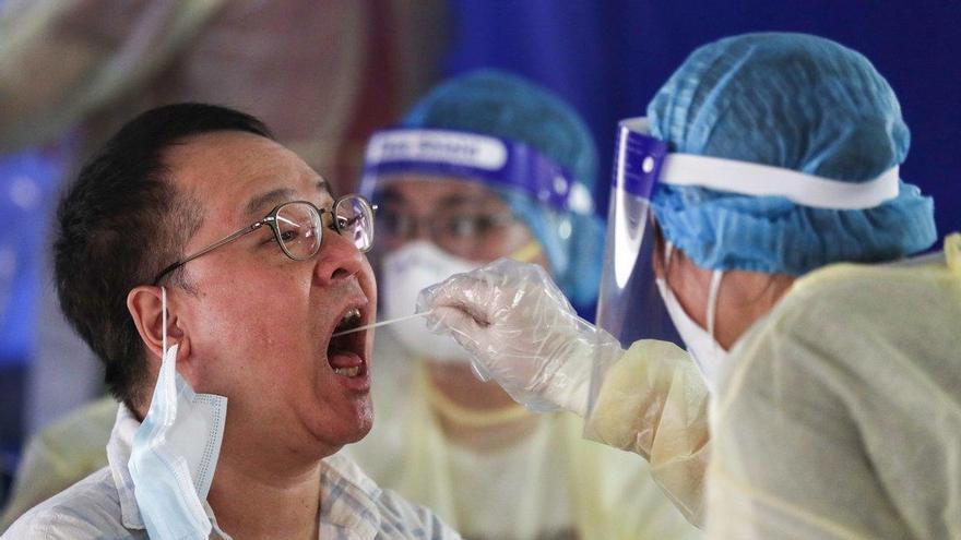 La pandemia se acelera en China con más de 100 nuevos casos de coronavirus