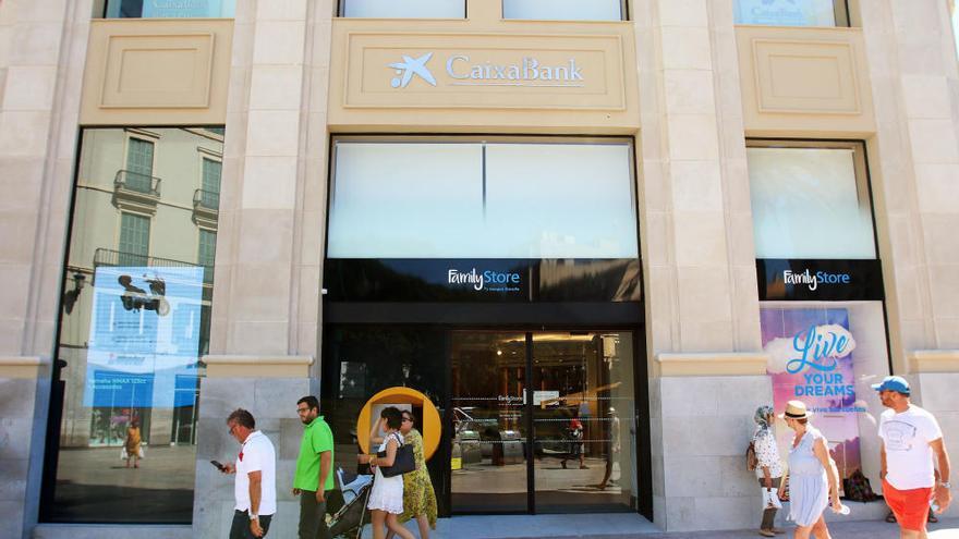 CaixaBank amplía su centro de Banca Privada en Málaga con el local del  antiguo Zaragozano en calle Larios - La Opinión de Málaga