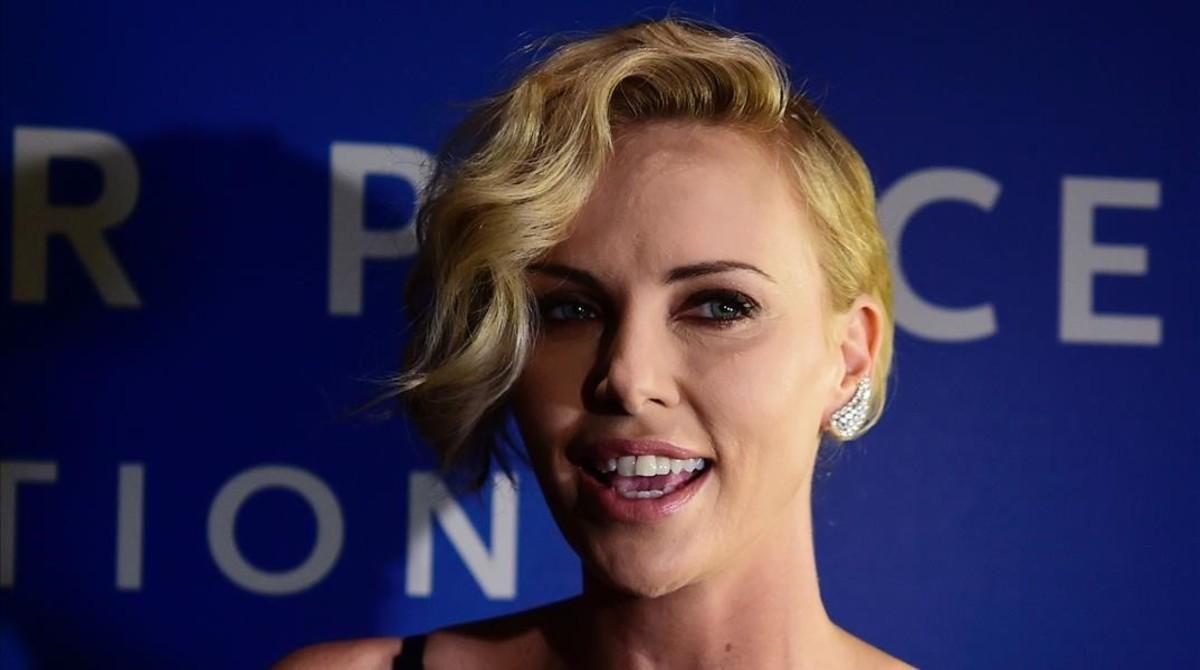 mroca32803969 south african actress charlize theron after giving an interv160928170237