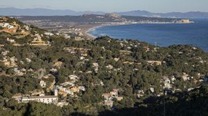 Begur es queda sol en la seva oposició a la protecció de terres de la Costa Brava